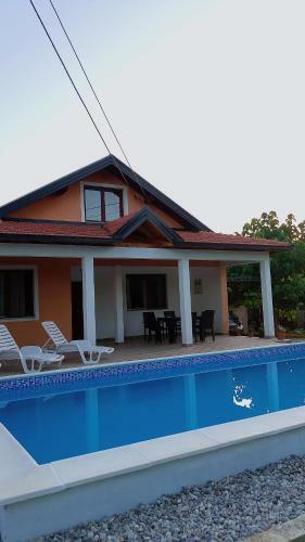 Vila Hlad
