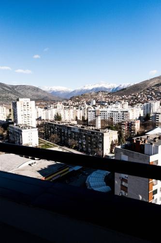 Apartamento Modern 2-bedroom Condo On The 14th Floor