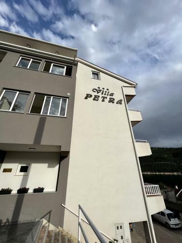 Hostal Villa Petra