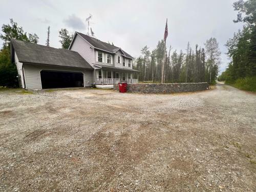 Beautiful Family Home, Fully Remodeled 2022