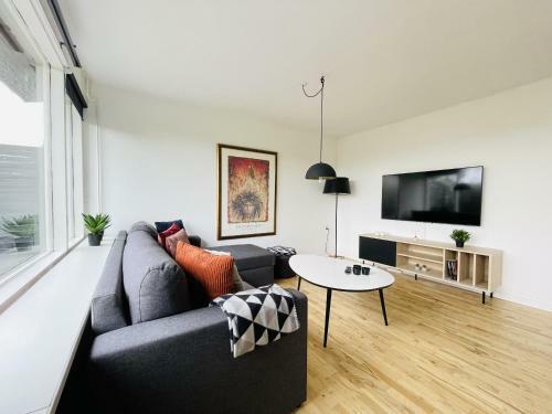 Aday - Quiet And Cozy House