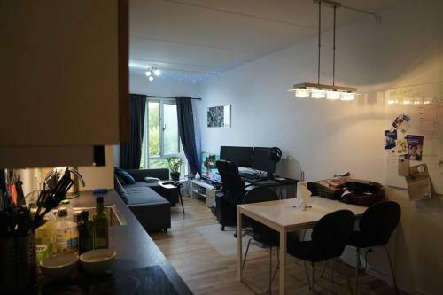 Attractive 2-room Apartment