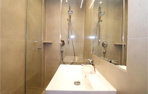 Nice Apartment In Brixen Im Thale With 2 Bedrooms And Wifi