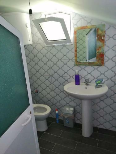 Bed & Breakfast Bujtina Pllumi Theth