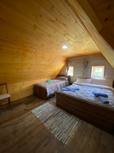 Bed & Breakfast Bujtina Pllumi Theth