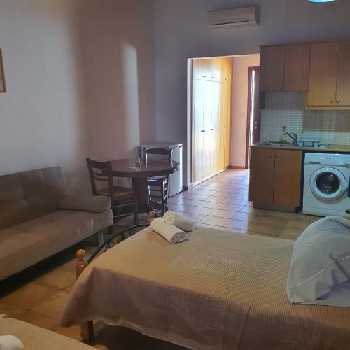 Apartamento Latchi Escape Beachfront Studio 102