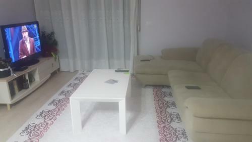 Trendafili Bardh Apartament