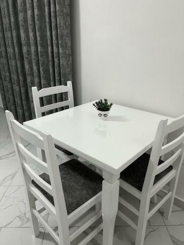 Xhefri's Apartments