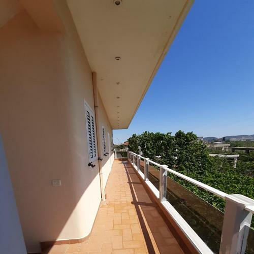 Collaku Apartment's, Official