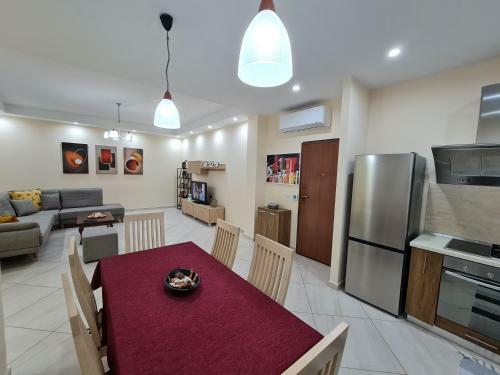 Canaj Apartment