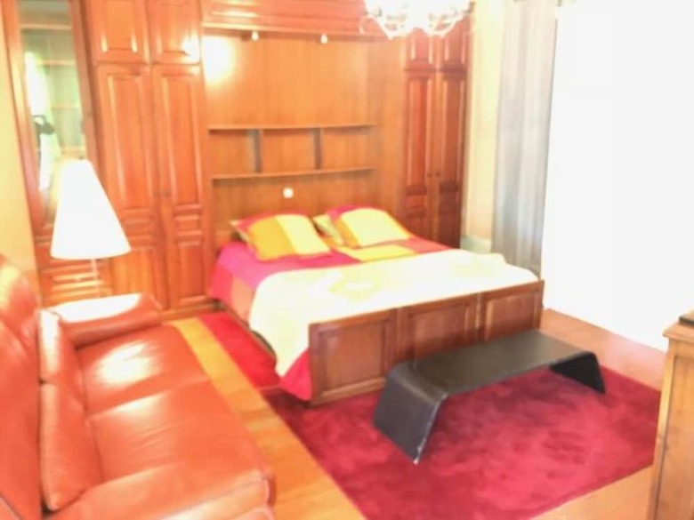 Hostal Chateau Des Saveurs