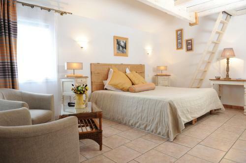 Hotel Logis La Grange Aux Marmottes - Les Campanules