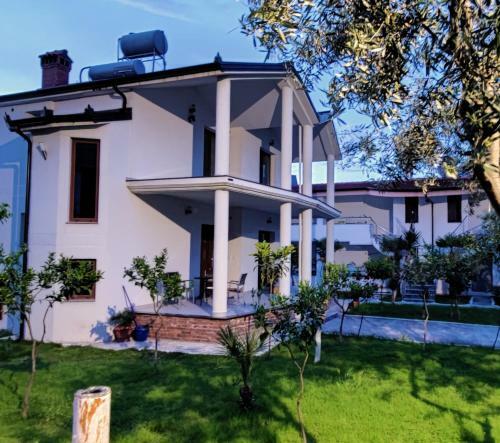 Hasler Villa