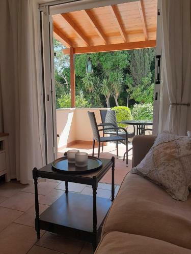 Limnaria Deluxe Maisonette