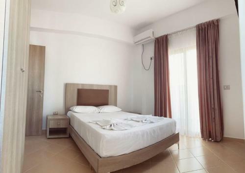 Bed & Breakfast Hotel Ksamil Beach