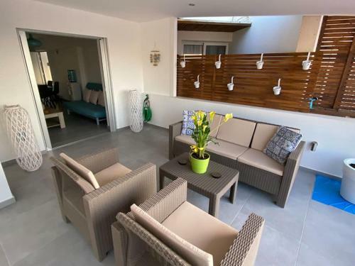 Casa Azzuro - Luxurious Modern Apartment Kapparis