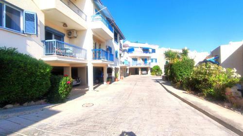 Apartamento The Cozy Pad With Swimming Pool