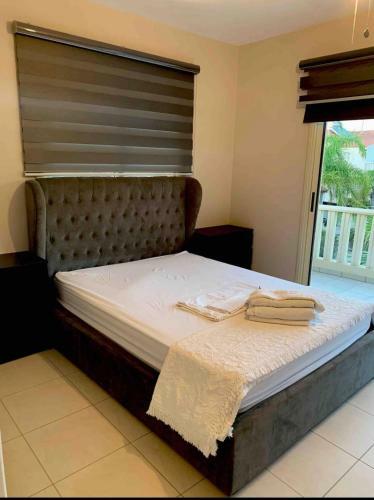 Private Villa In Sunset Gardens