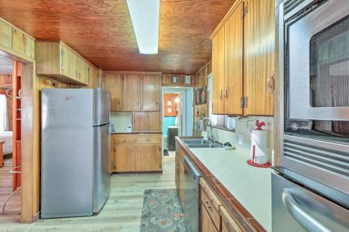 Family-friendly Flagstaff House With Big Yard!