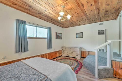 Family-friendly Flagstaff House With Big Yard!