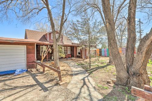 Family-friendly Flagstaff House With Big Yard!