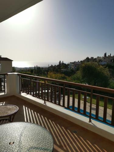 Peyia Apartment Near The Sea
