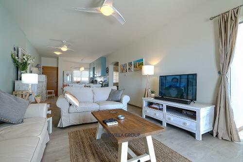 Thea Vista Apartment