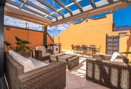 Villa Dream Caleta Private Pool, 200m To The Beach