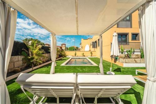 Villa Dream Caleta Private Pool, 200m To The Beach