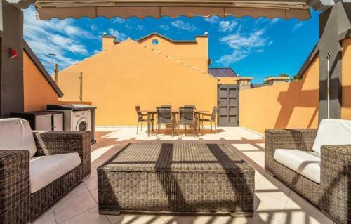 Villa Dream Caleta Private Pool, 200m To The Beach