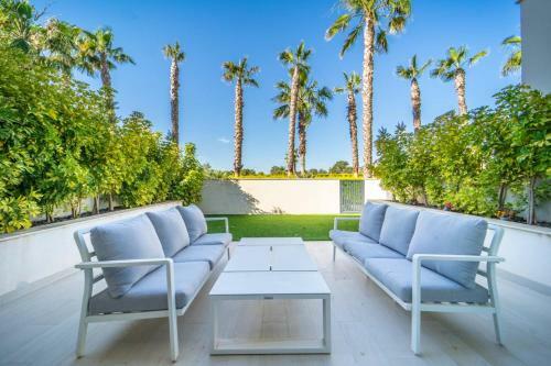 Spectacular Apartment In Las Colinas - Ls21lc