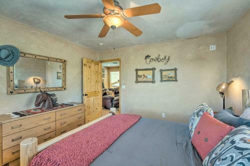 Huge Hualapai Cabin With Patio Above Kingman!