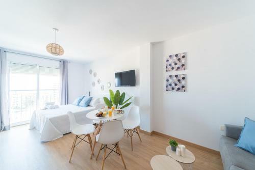 Expoholidays- Apartamentos Puerto Aguadulce