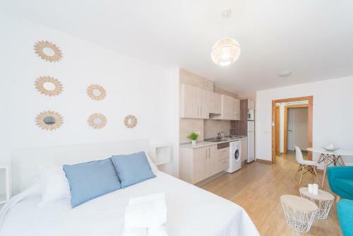 Expoholidays- Apartamentos Puerto Aguadulce