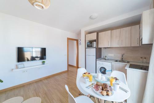 Expoholidays- Apartamentos Puerto Aguadulce