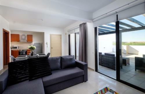 Sunnyside Apartment
