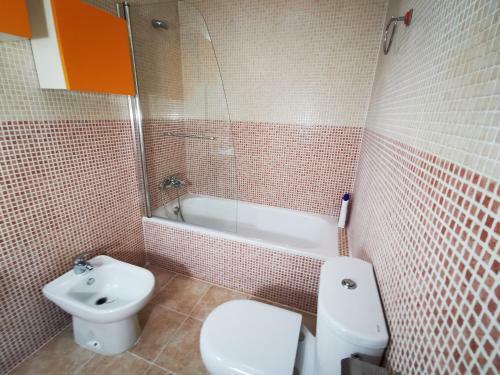 Apartamento ***preciosas Vistas + Piscina + Parking***