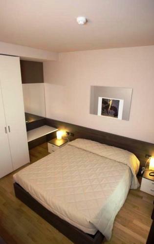 Eq Hotel