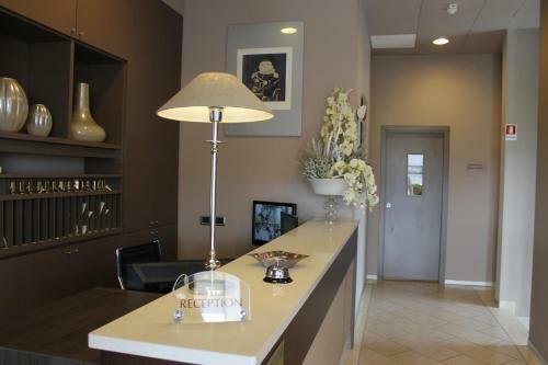Eq Hotel