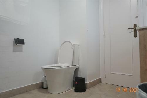 Santa Barbara Apartment - 200 M To The Beach