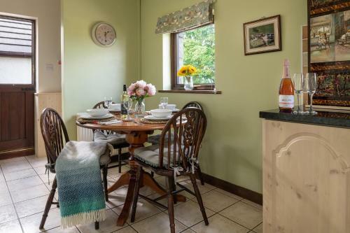 Beautiful Welsh Cottage With Rural & Coastal Views