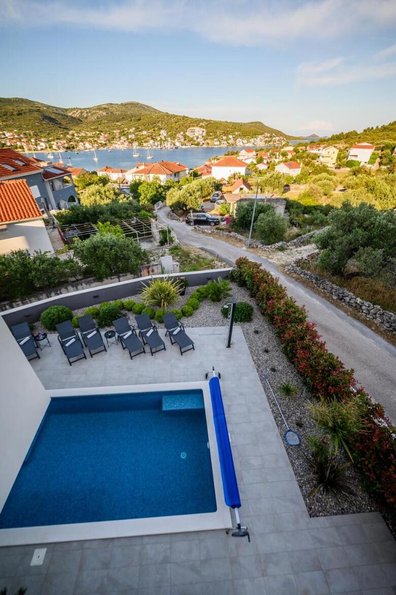 Apartamentos Villa Kapetanova Lanterna