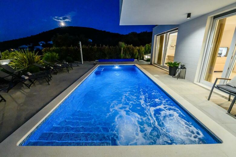 Apartamentos Villa Kapetanova Lanterna