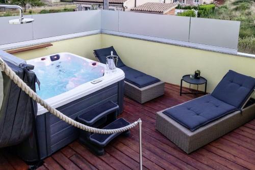 Villa Tosh In Risika - Haus F�r 6-8 Personen