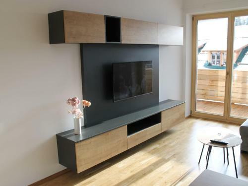 Apartment Slune?n� Louka