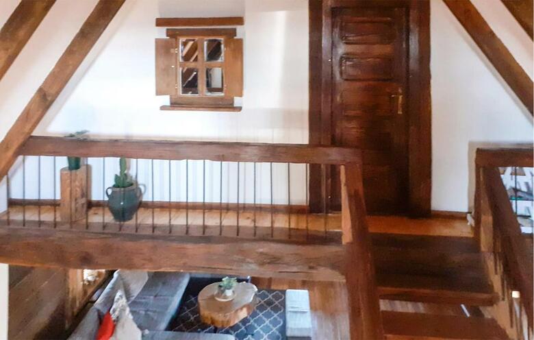Nice Home In Vrlika With Wifi And 4 Bedrooms