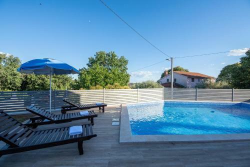 Apartment Mariuccia With Private Pool