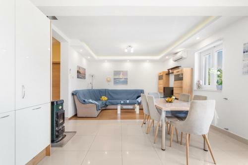 Apartment Mariuccia With Private Pool