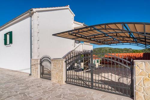 Villa H-resort