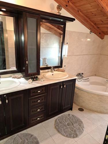 Corfu Maisonette House